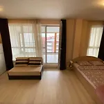 Apartment -The Mall